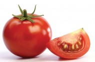 Vì sao nên uống nước ép cà chua mỗi ngày?